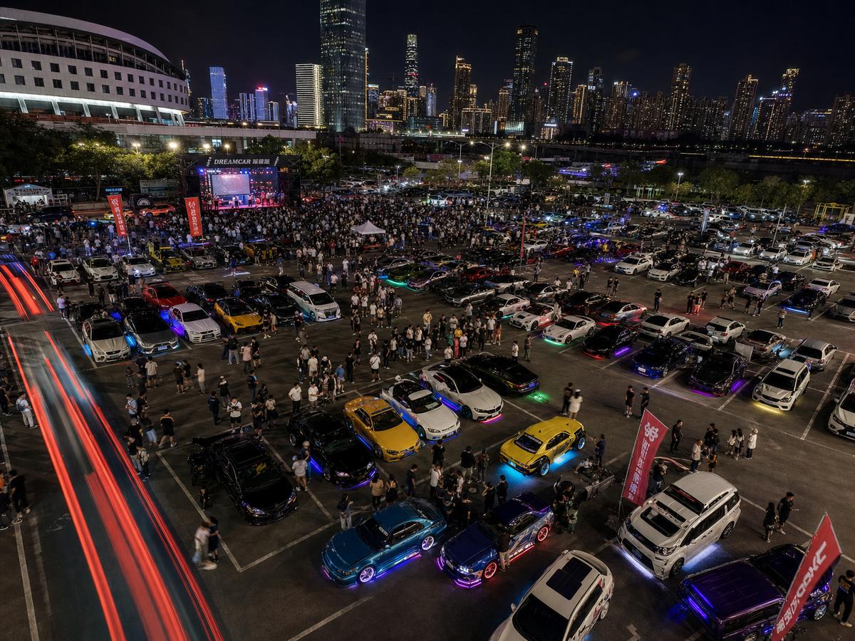 网红主播网红主播网红主播社区活动视频：2025深圳网红主播车展现场精彩视频回顾